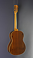 H&ouml;fner Classic Steelstring Series, matt lackierte Akustikgitarre in Konzert-Form mit massiver Fichtendecke und R&auml;ucherlerche an Zargen und Boden, mit Pickup, in Deutschland gebaut, R&uuml;ckansicht